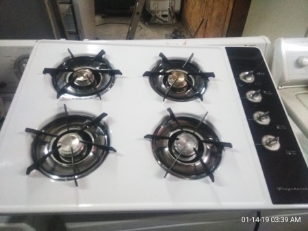 /products/frigidaire-cooktop-gas/